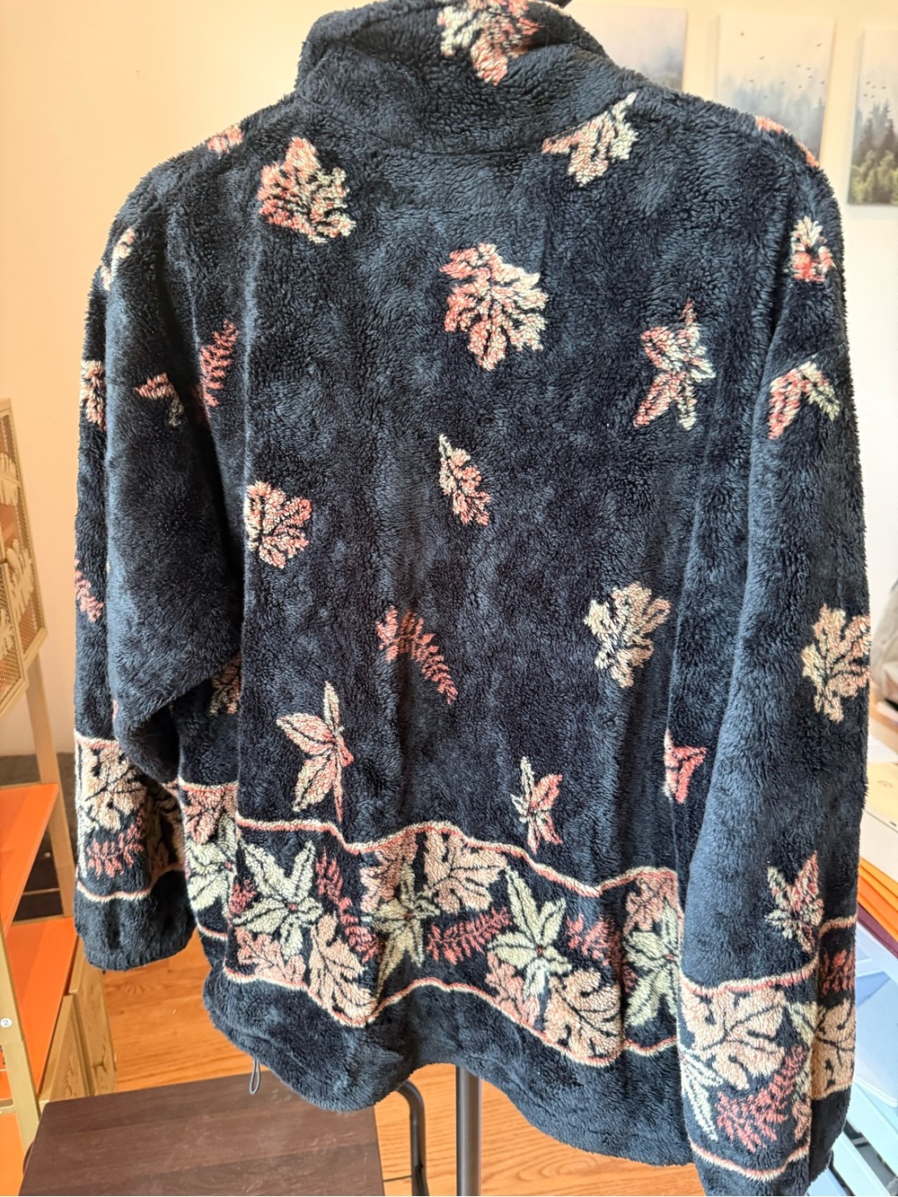 Vintage Women's Black Floral Zip-Up Fleece Jacket - Picture 2 of 3
